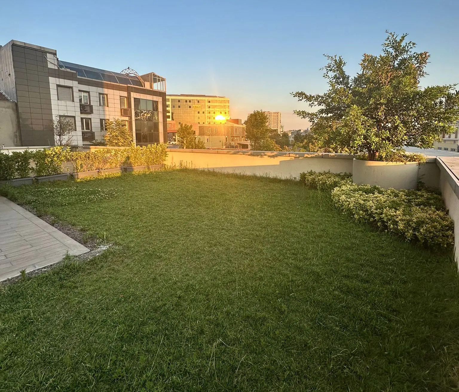 Garden terrace